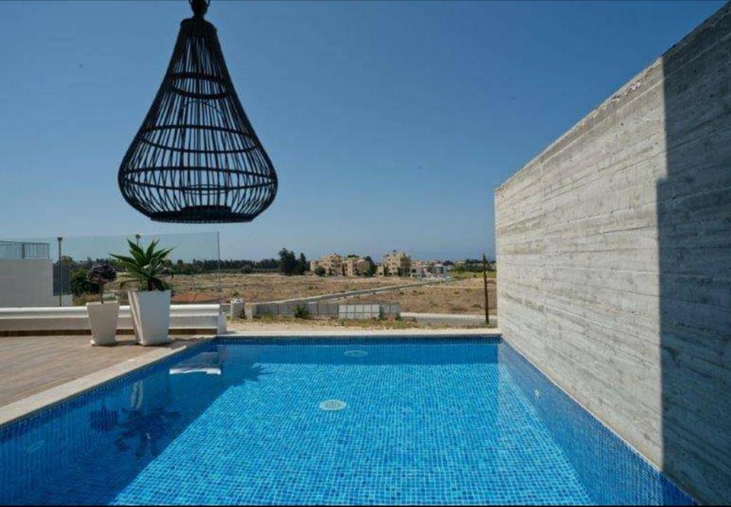 Leonidas Villa Пафос Экстерьер фото